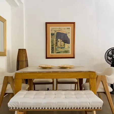 Tranquil C Gena Gem Central, Private, Nearby *
