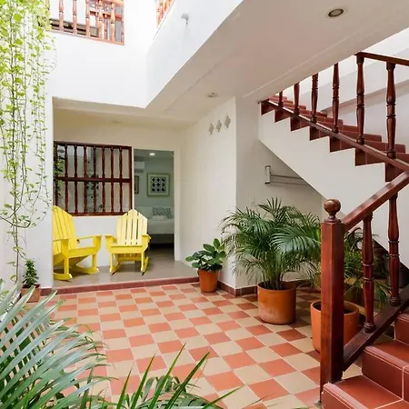 Сasa de vacaciones Tranquil C Gena Gem Central, Private, Nearby *